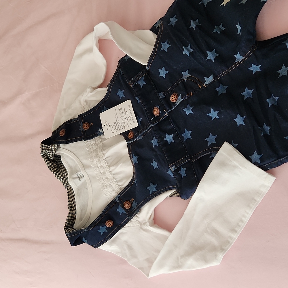 Carter's Kids size 8 white long sleeved top. - Picture 5 of 5